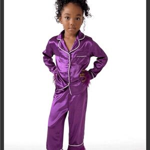 Lola + the boys Purple Satin Kids Pajamas set size 8Y